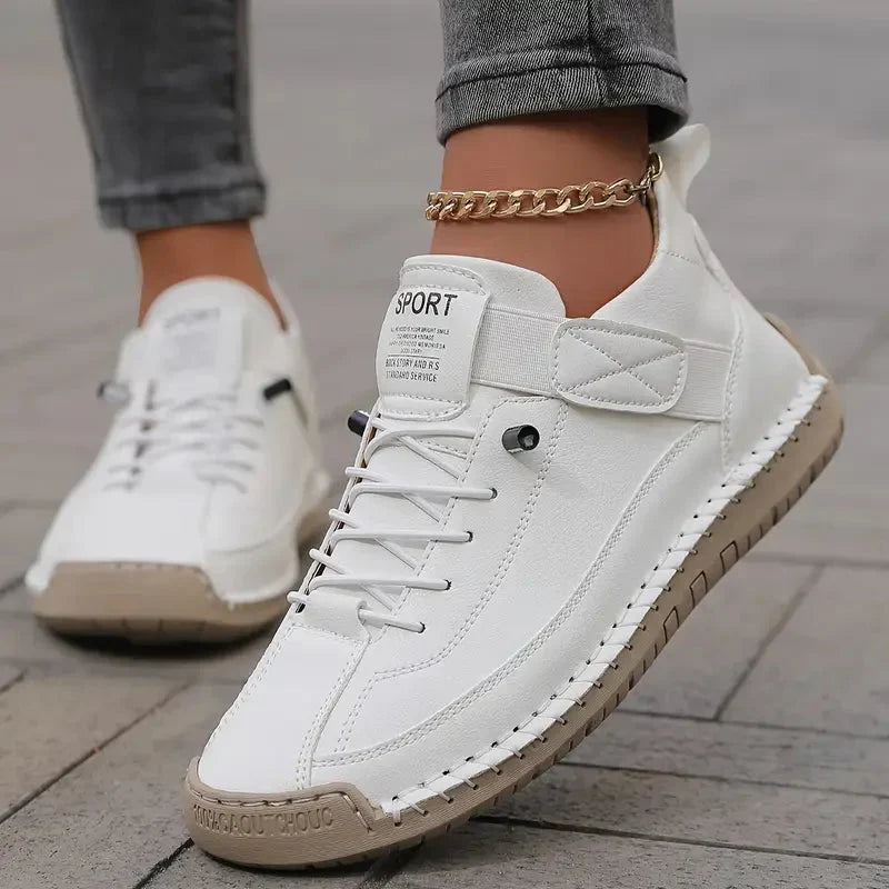 Clover™ Comfortable Sneakers