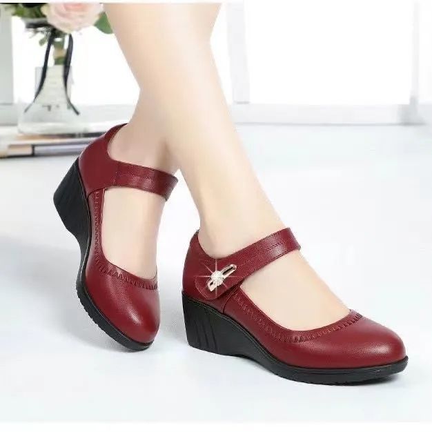 Marie | Heeled Mary Jane Pumps