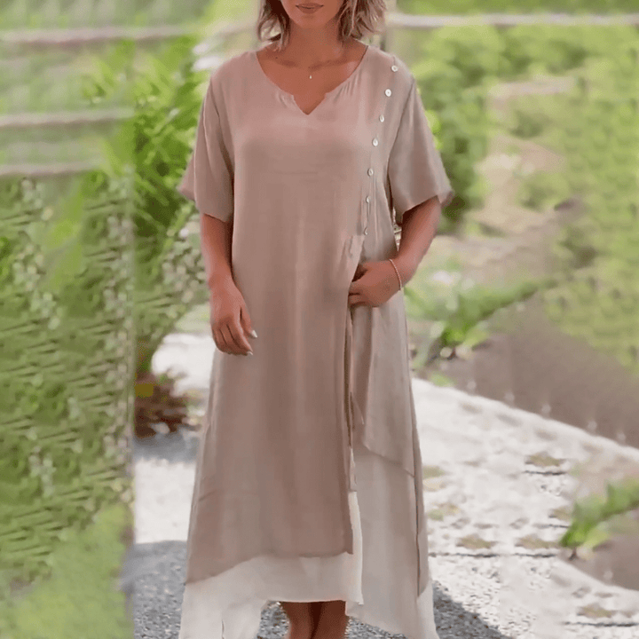 Elora | Classic Everglow Maxi Dress