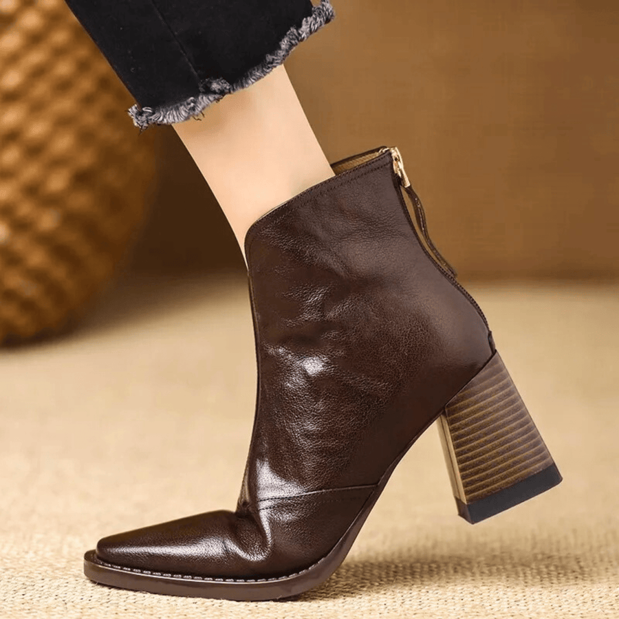 Savéline | Chic Ankle Boots with Total Support